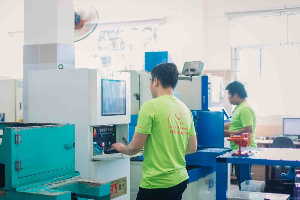 CÔNG TY TIM ĐỎ