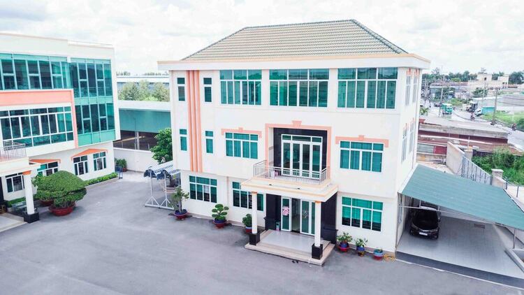 CÔNG TY TIM ĐỎ